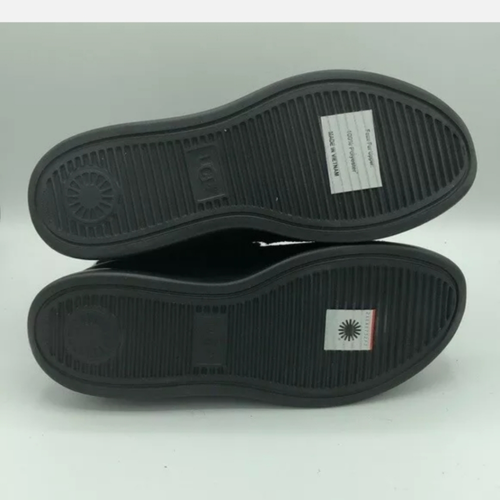 Uggs boots - Picture 4 of 6